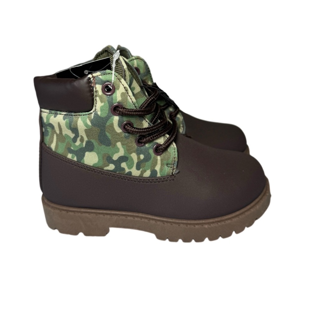Kids Camouflage Boots